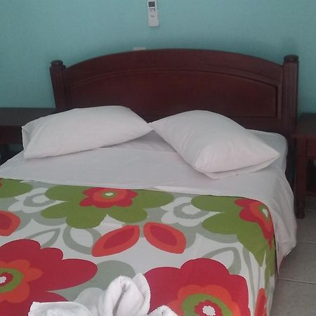 Poros House Hotel מראה חיצוני תמונה