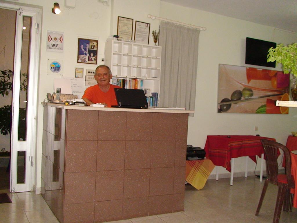 Poros House Hotel מראה חיצוני תמונה