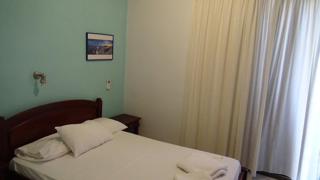 Poros House Hotel מראה חיצוני תמונה