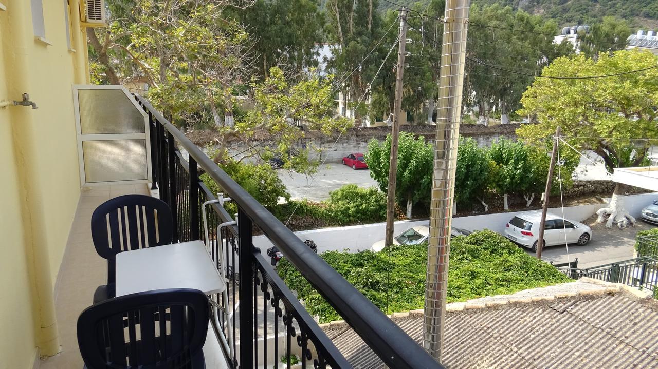 Poros House Hotel מראה חיצוני תמונה